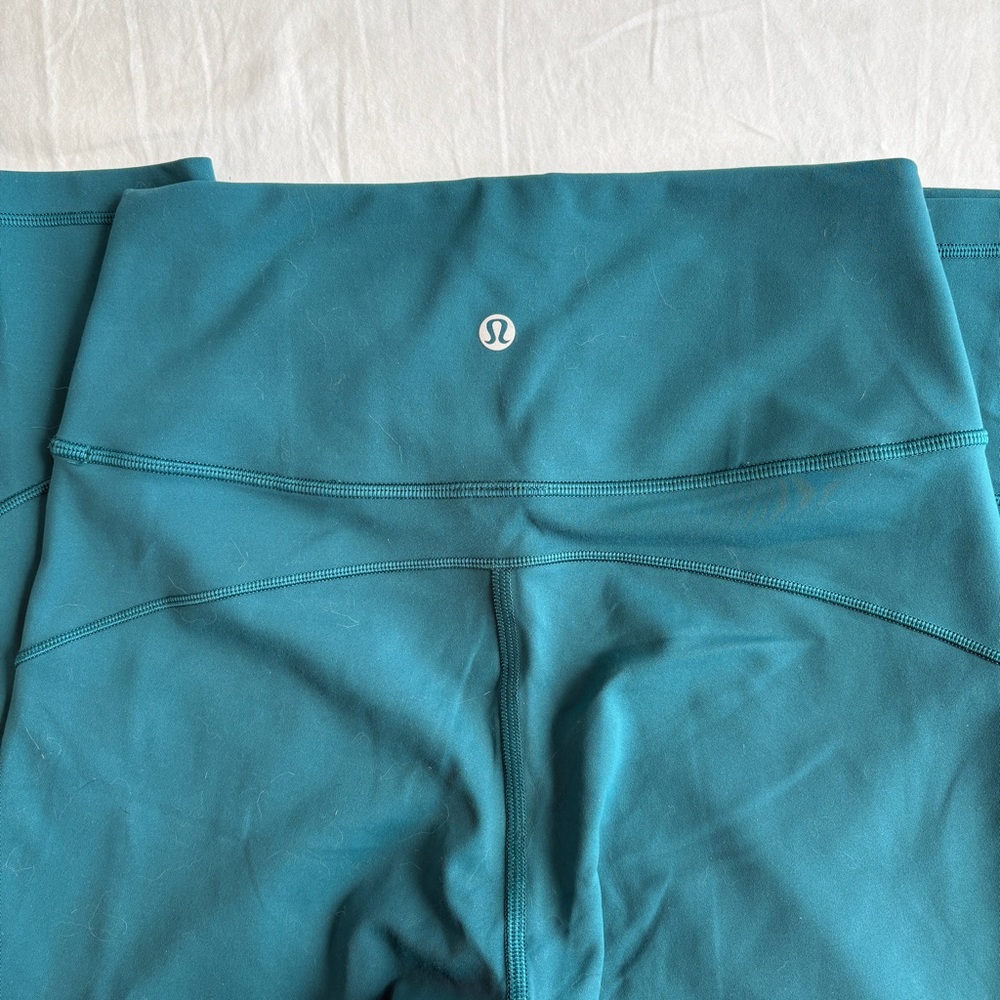 Lululemon In Movement Tight 25” - Picture 2 of 7